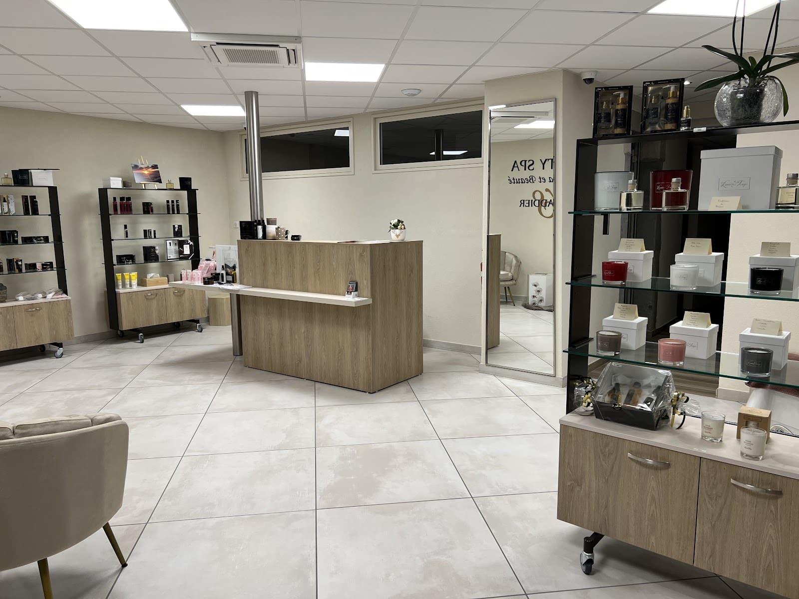 SERENITY SPA NOEMIE SADDIER - Photo 1