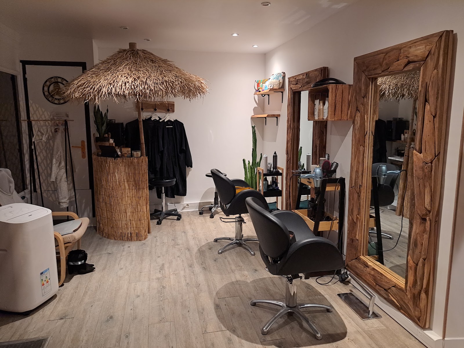SpaVana Salon de Coiffure et Spa Privatisé avec Massages de qualités ✨️ - Photo 4