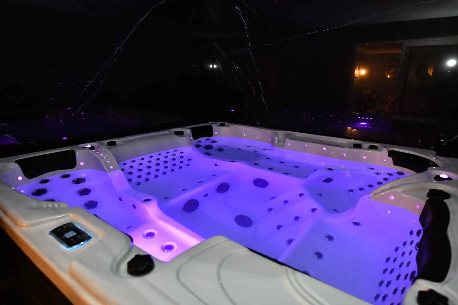 Suite La Parenthèse – Love Room avec SPA privé à Cherbourg - Photo 3