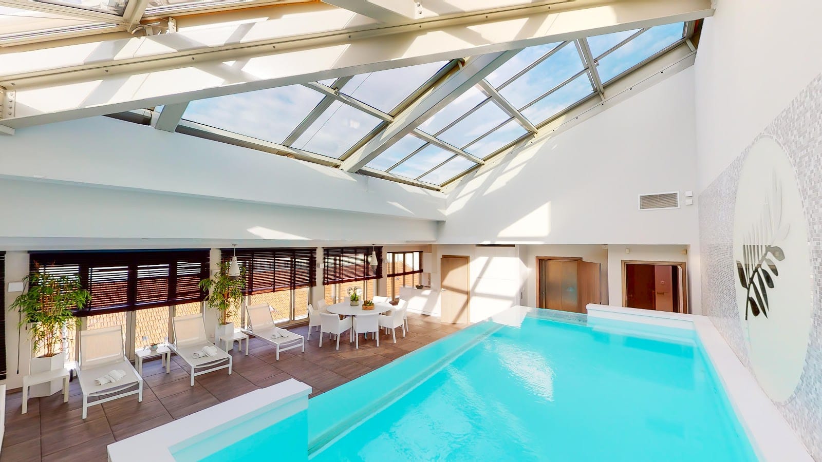 The Pool House Cannes – Hôtel Particulier & Piscine privée - Photo 1