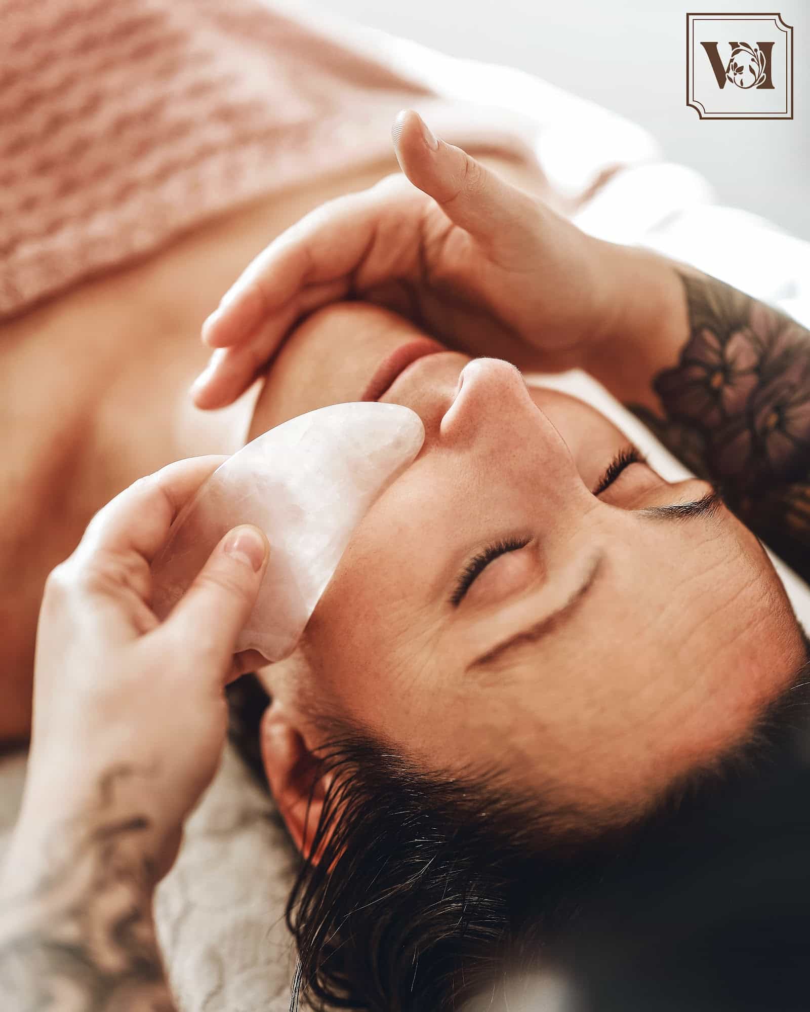 Velvet Ivory Esthéticienne – Soins du visage – Kobido et Gua Sha LB FACIALISTES – HeadSpa - Photo 5